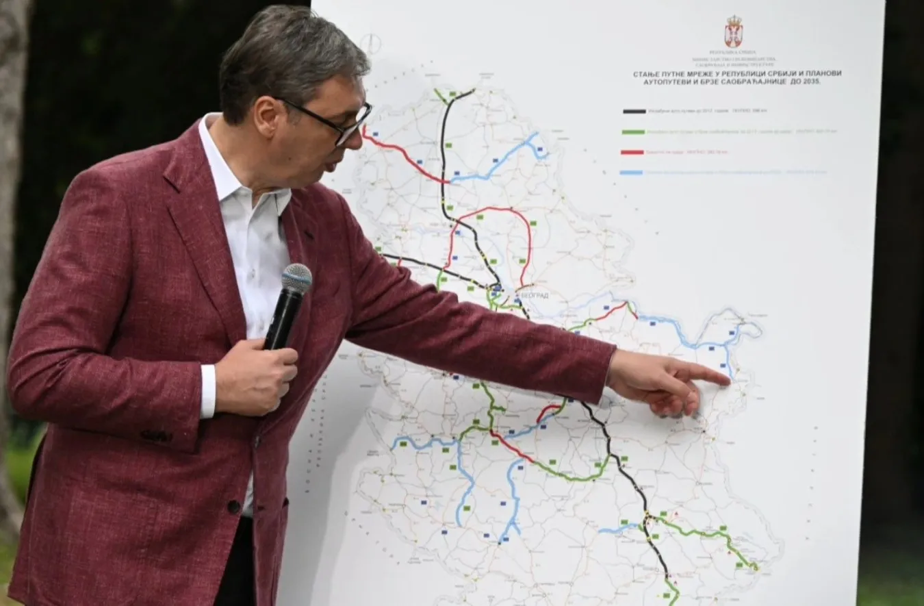 Vučić 2