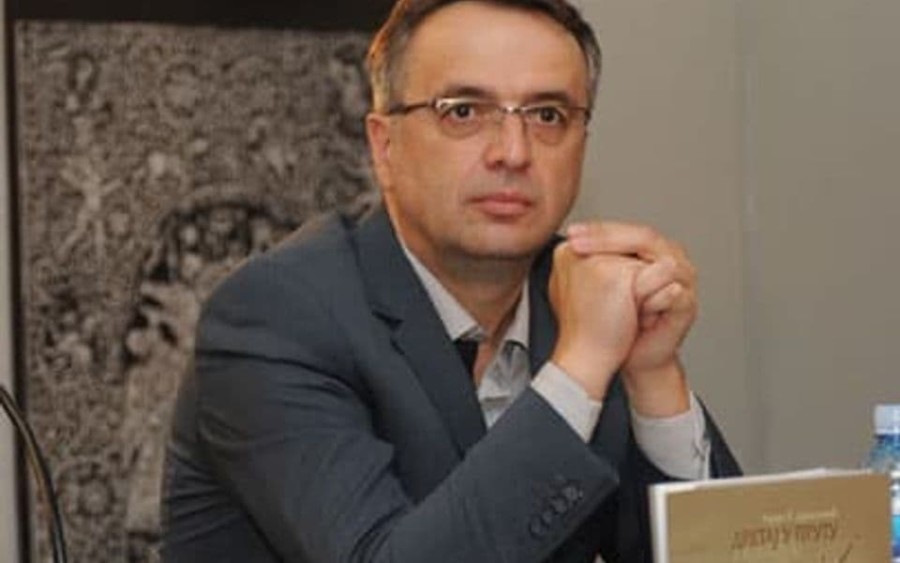 Danilović: Kako Milo umije da nosi tabut srebreničkog mladića, a nikada nije ponio sanduk svoga vojnika  sa dubrovačkog ratišta