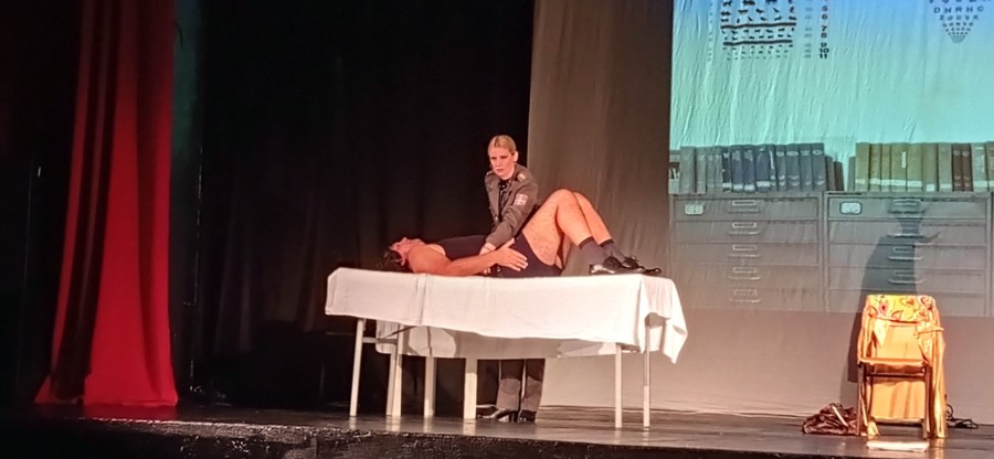 MINA LAZAREVIĆ ZA ALOONLINE.ME Ovo nije lak posao, ali je lep! Ne znamo ko je koga više željan, mi vas ili vi nas