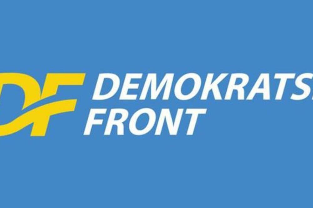 DEMOKRATSKI FRONT Krivokapiću ne pada lako Bečićevo šefovanje, ali fotelje se ne odriču