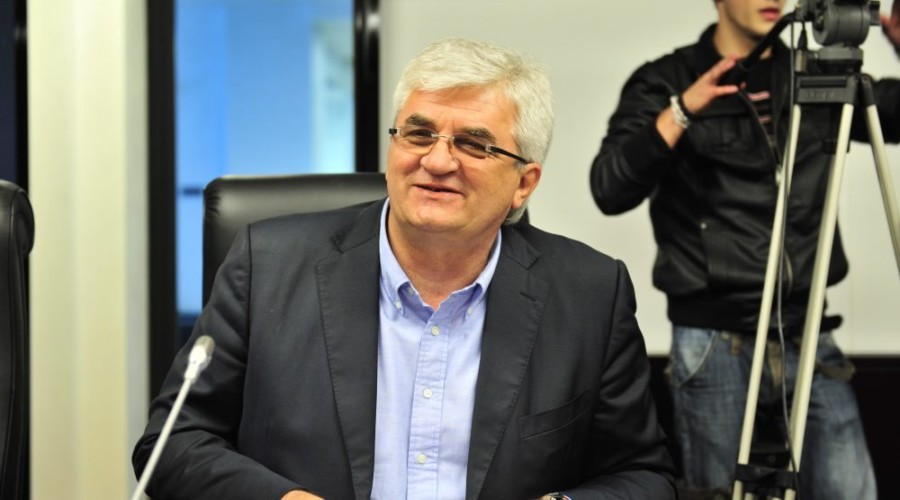 RADULOVIĆ PROCJENJUJE SEZONU USPJEŠNOM ALI NE ONAKO KAKO JE DRUGI PREDSTAVLJAJU Na primorju je mnogo turista, ali to je velika varka!