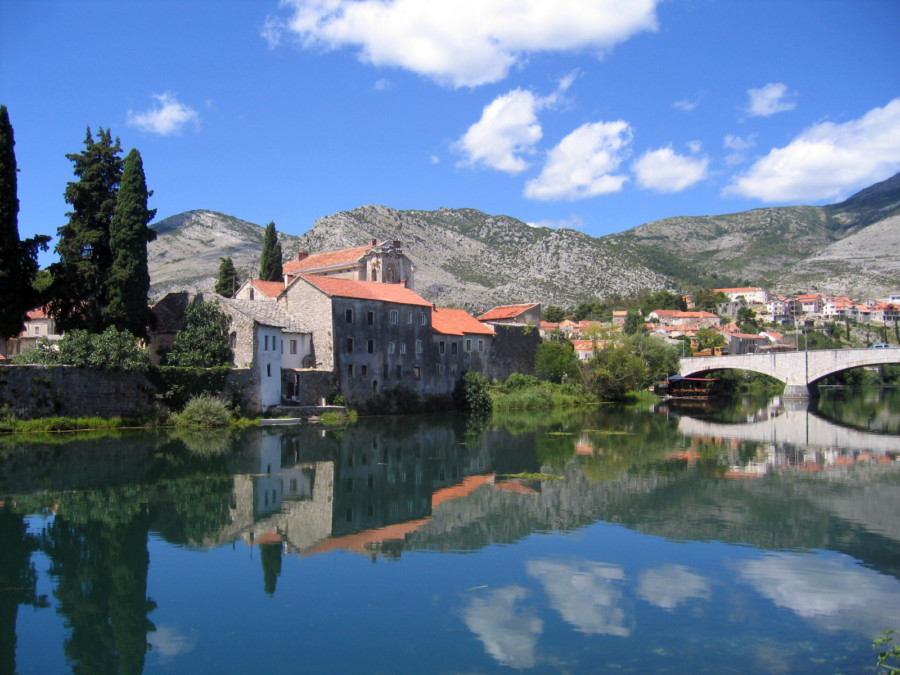 Trebinje: Služen pomen za posljednje žrtve ratnih dejstava iz redova Trebinjske brigade