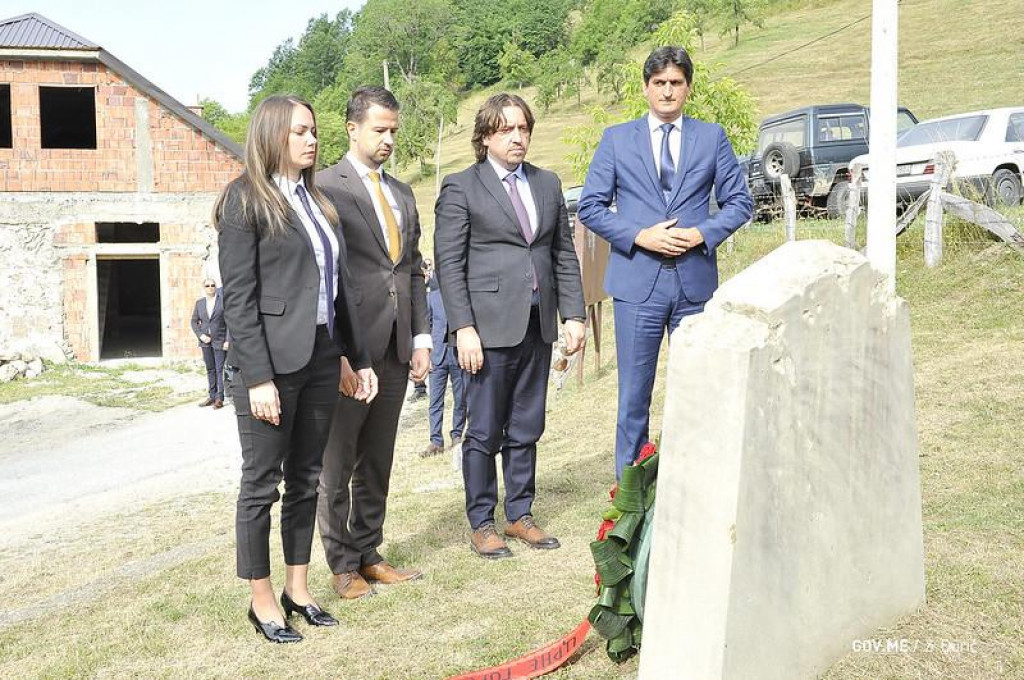 VLADA ĆE SE INSTITUCIONALNO ODREDITI PREMA ZLOČINIMA U VELICI I PIVI To je naš dug prema nevinim žrtvama