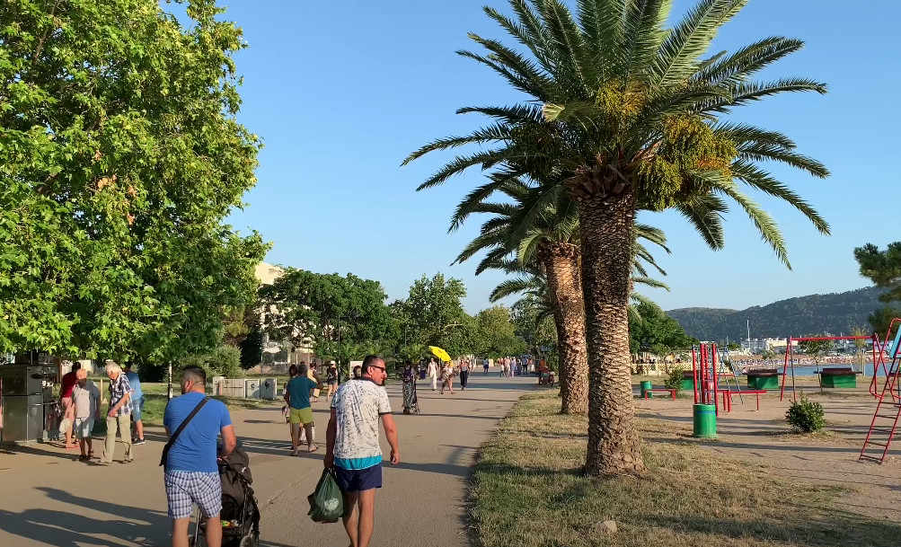 SEPTEMBAR SE NE PREDAJE Na Barskoj rivijeri četiri ipo puta više gostiju nego lani