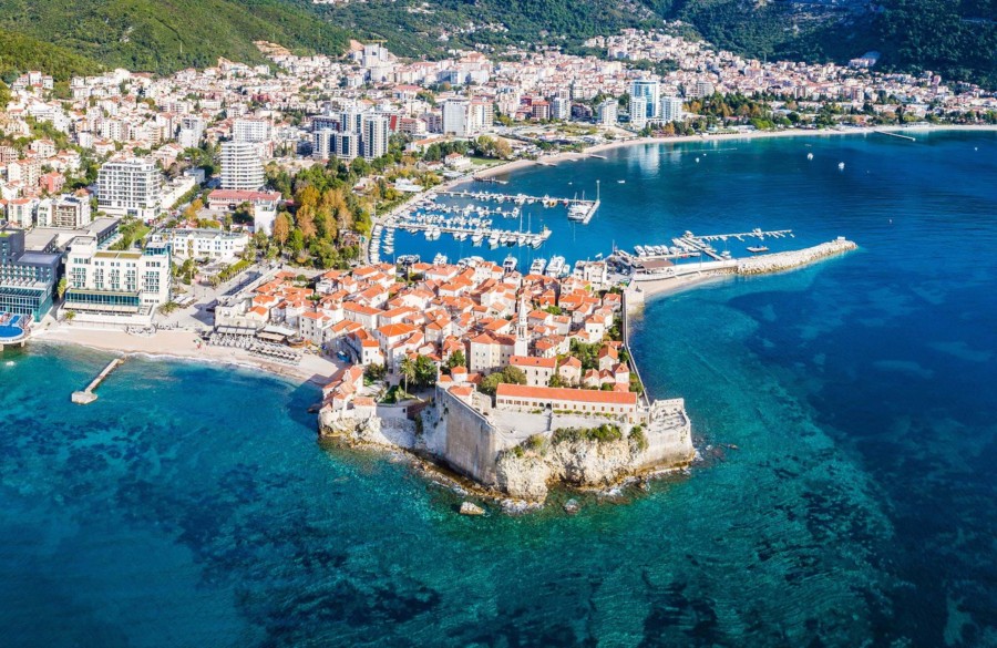 SUD ZA PREKRŠAJE U BUDVI NE MOŽE VIŠE DA FUNKCIONIŠE Evo koliko prekršajnih predmeta u hitnom postupku ima!