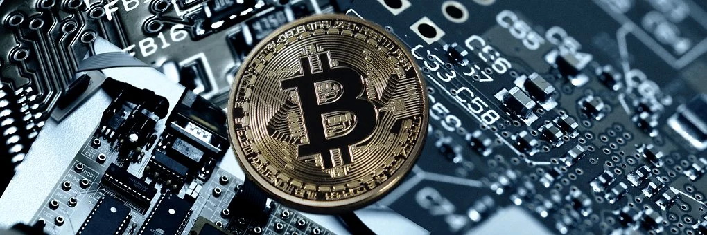 BITKOIN POTUKAO SVE REKORDE Kriptovaluta prešla 65.000 dolara