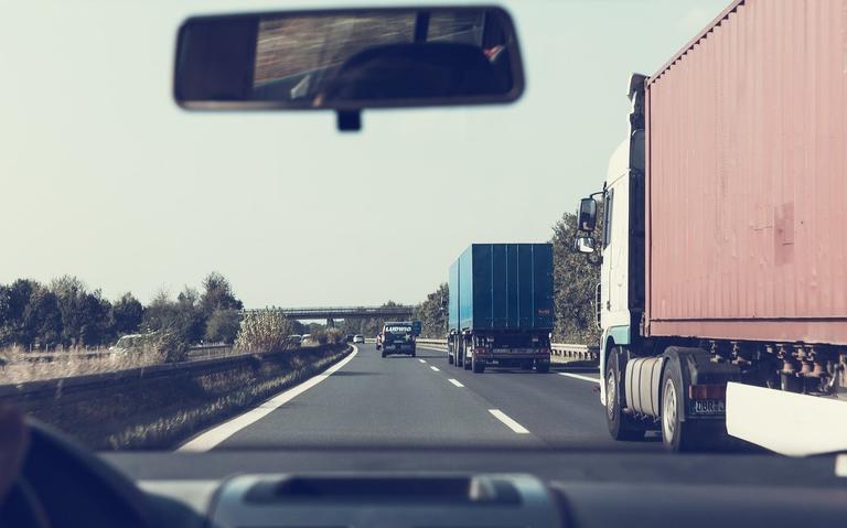 OPREZ U VOŽNJI ZBOG VISOKIH TEMPERATURA Na pojedinim mjestima smanjena vidljivost