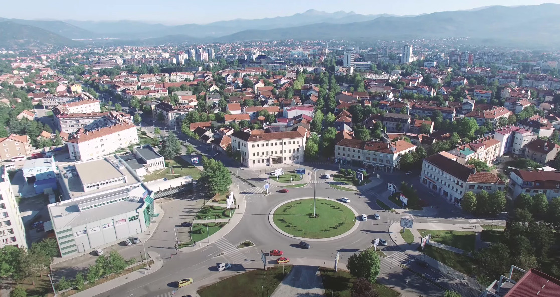 DRAMA U NIKŠIĆU: Iz STRAHA pucao na PIJANOG sina