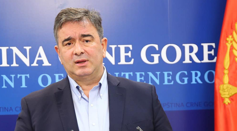NEBOJŠA MEDOJEVIĆ OGORČEN Ne zaslužujemo slobodu, djeco bježite odavde!