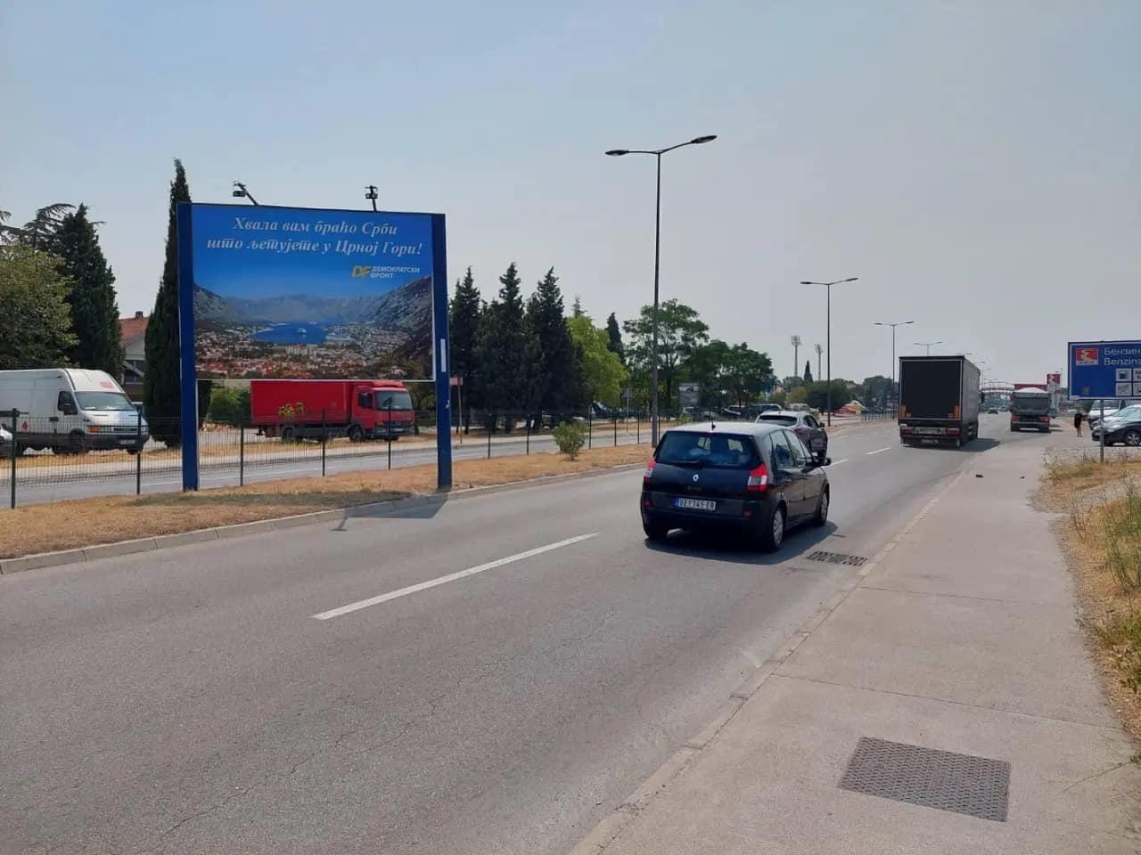 ''MILATOVIĆU ZREO SI ZA SOČIVA'' Demokratski front objavio fotografije bilborda duž primorja i poslao poruku Milatoviću!