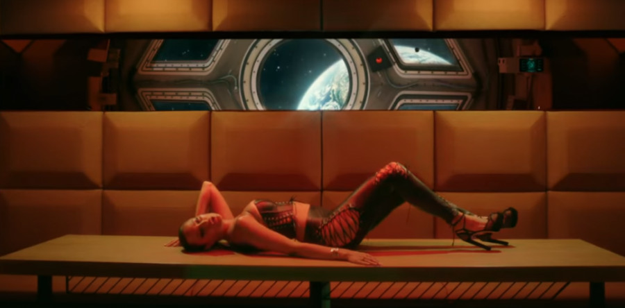 ALEKSANDRA OKOVANA LANCIMA Objavila spot sa Leksingtonom, Bojan i ona nikad provokativniji!
