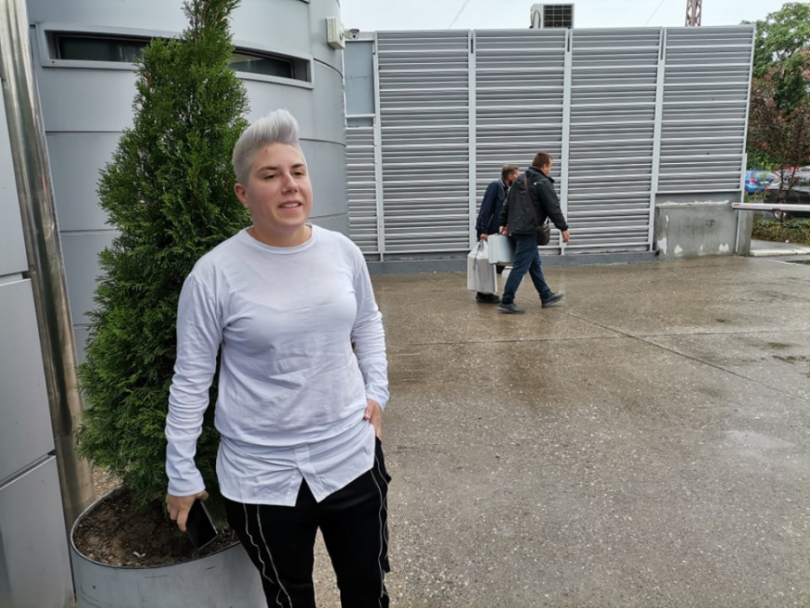 HEJTERI, LJUBAV CVJETA! Matora pokazala kako uživa sa novom djevojkom, a onda svima uputila brutalne riječi