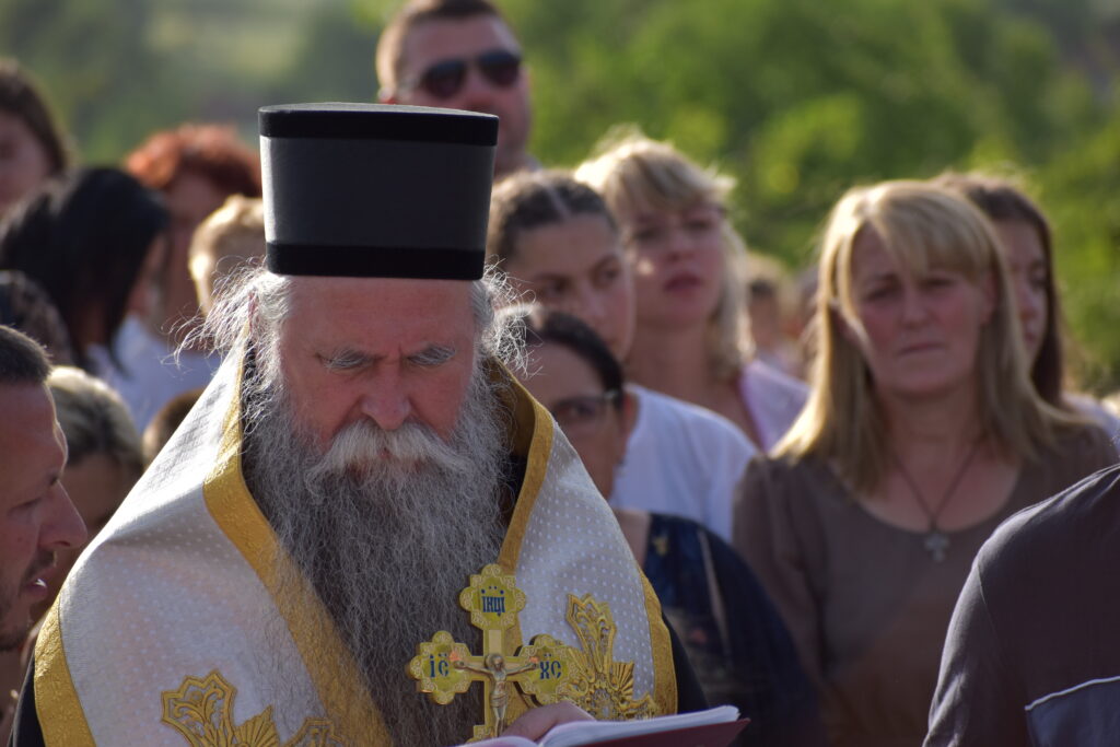 Mitropolit o pogromu: Albanski teroristi su imali odriješene ruke da spaljuju svetinje
