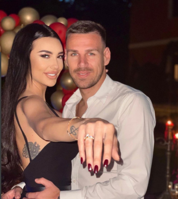 KATARINA GRUJIĆ SE UDALA Danas je rekla je sudbonosno "da" Gobelji, u toku je neviđeno slavlje!