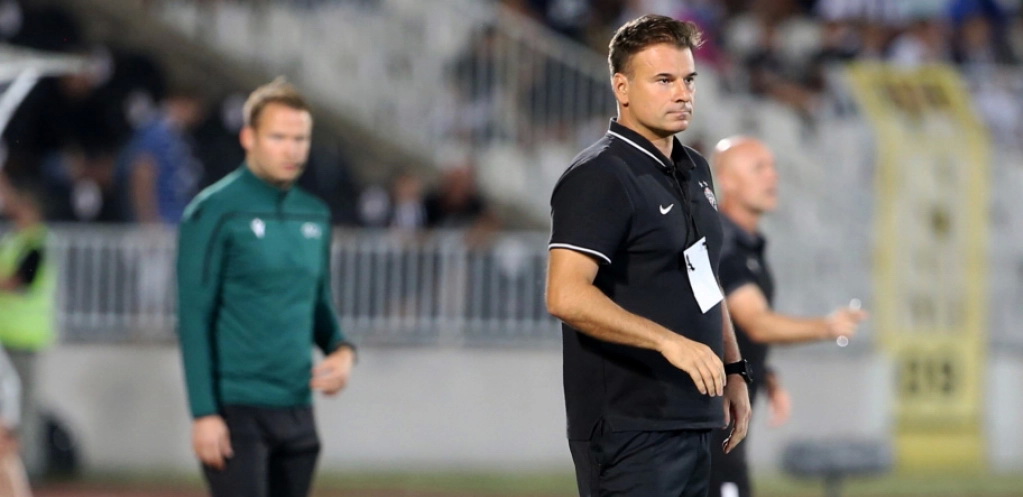 DŽOKER U RUKAVU Stanoje ostavlja iskusnog vezistu na klupi?