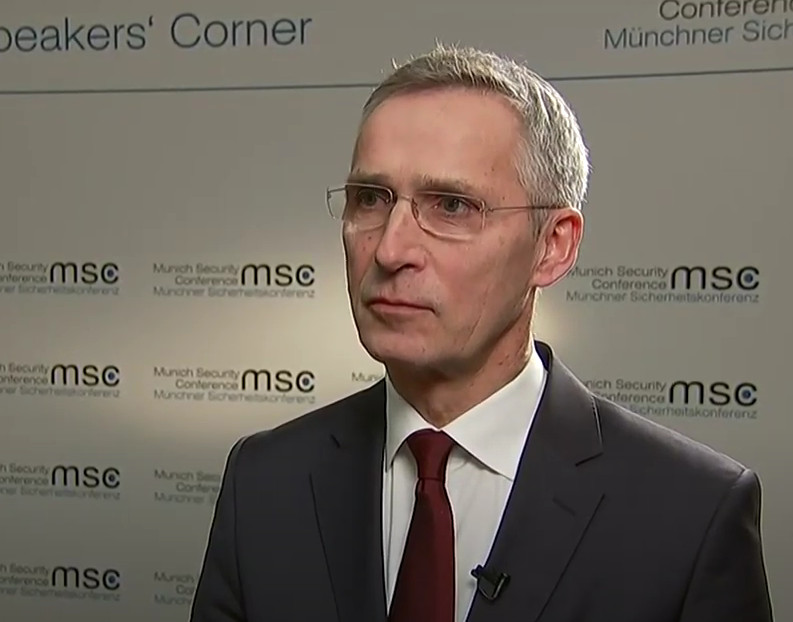 STOLTENBERG: Osuđujemo rusku invaziju na Ukrajinu, zaštitićemo naše saveznike