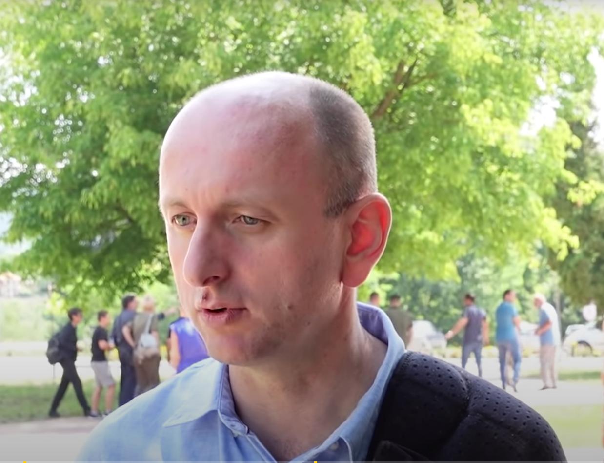 KNEŽEVIĆ UPUTIO PROTESTNO PISMO: Tekst Sisojeva „Crnogorsko desantno ustoličenje“ grubo iskrivljena činjenica političkog života u Crnoj Gori