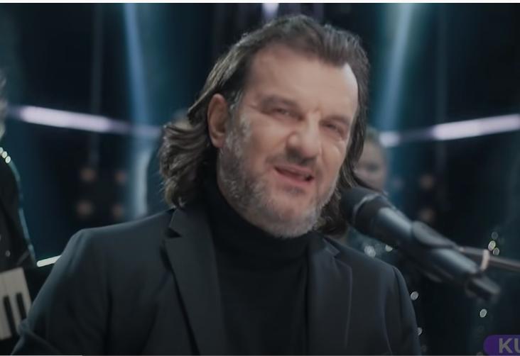 Evo kako izgleda klavir na kom će Aca Lukas izvesti svoju pjesmu na Beoviziji!