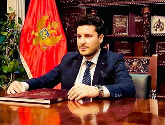 Abazović: "Ako treba pokazaću šemu šverca cigareta, imam dosta dokumentacije"