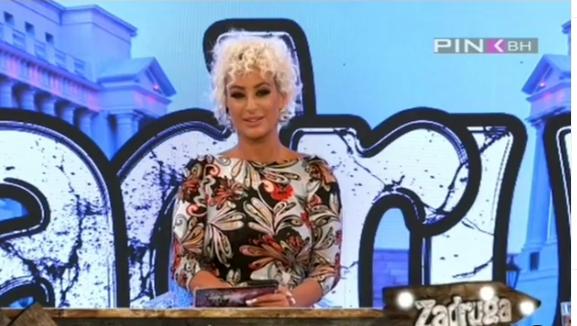 ZOVEM DA KAŽEM DA JE VODITELJKA GLUPAČA! Skandal u emisiji! (VIDEO)