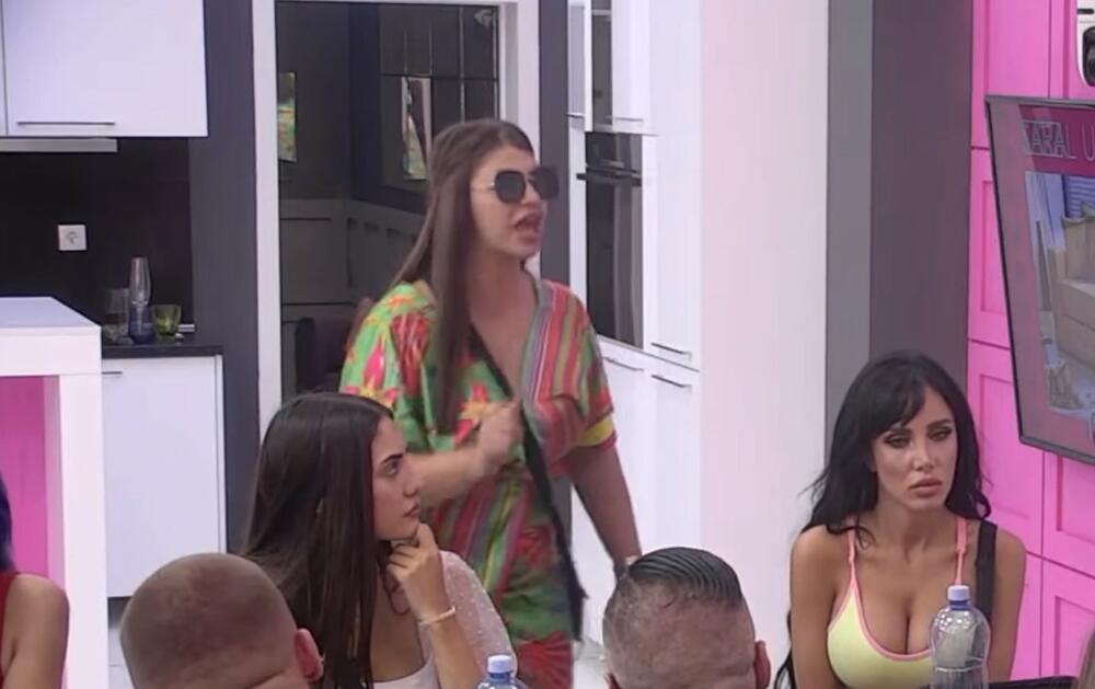 MILJANA KULIĆ OTKRILA DETALJ IZ UGOVORA SA PRODUKCIJOM