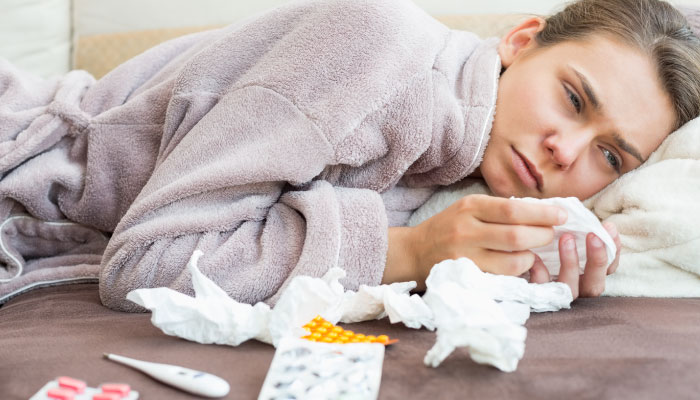 GLAVNI SIMPTOMI OMIKRONA: Liči na kratkotrajnu prehladu, evo na šta treba da obratite pažnju