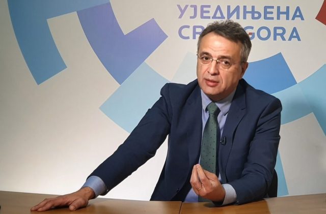 JASNO JE KAO DAN Danilović: Ja sam te ufoteljio, ja ću te i rasfoteljiti!