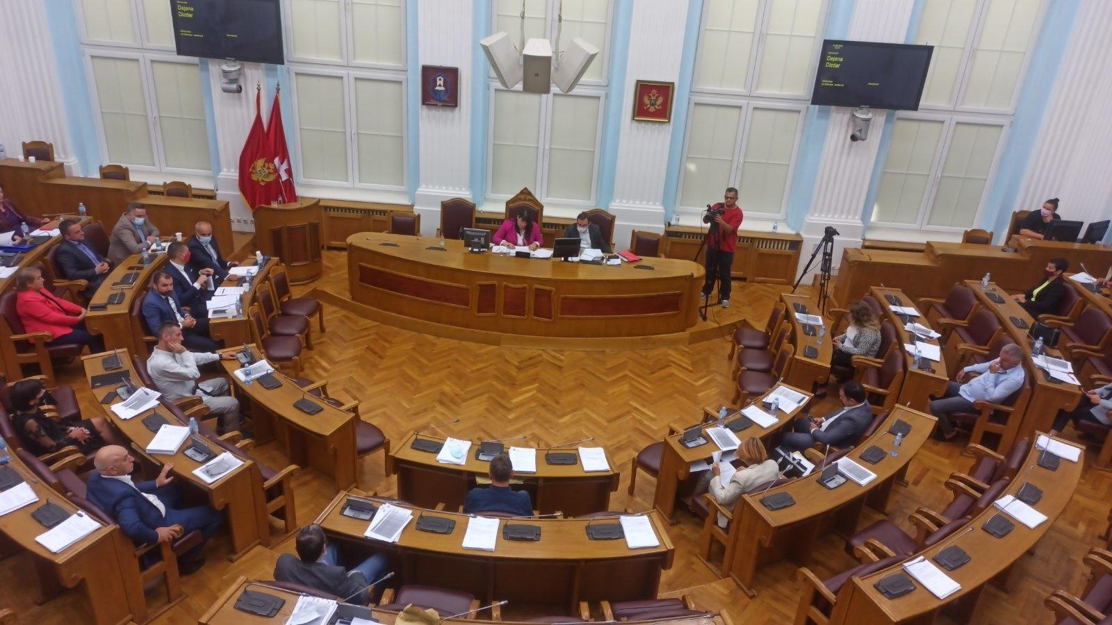 CETINJE DOBILO PREDSJEDNICU PARLAMENTA Milena Vujačić na čelu Skupštine