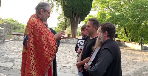 KRSTIO SE NA KRSTOVDAN Amerikanac postao pravoslavac u manastiru Dajbabe