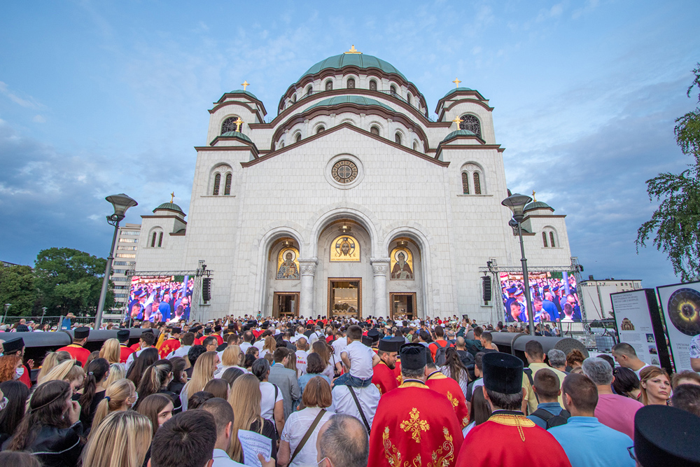 UJEDINJUJU SE SRPSKA I TZV. MAKEDONSKA PRAVOSLAVNA CRKVA Sabor doneo odluku, patrijarh Porfirije i vladika Stefan razgovarali u najvećoj tajnosti
