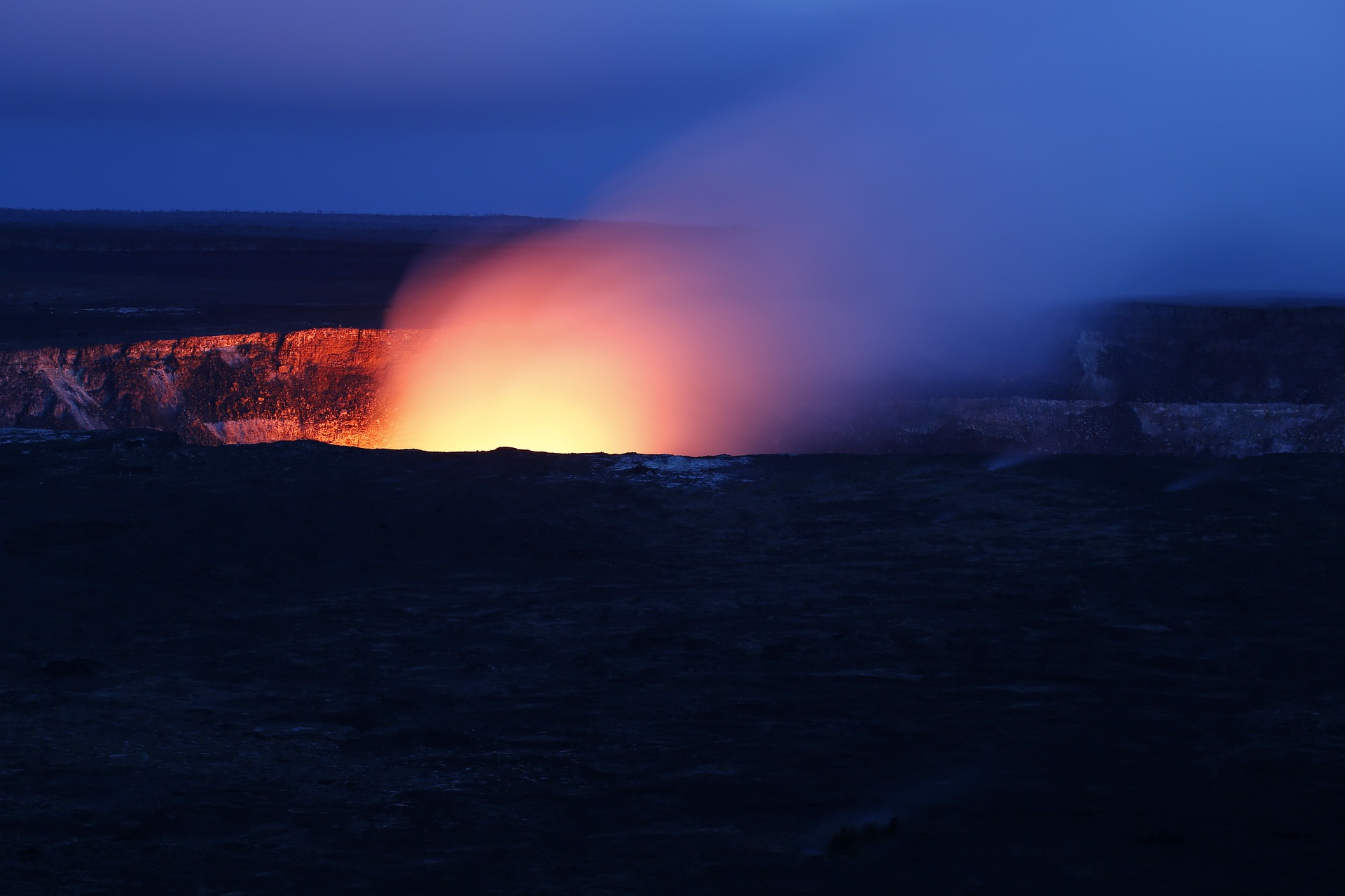 ERUPCIJA VULKANA U JAPANU! Na snazi treći nivo uzbune, nema podataka o povrijeđenima