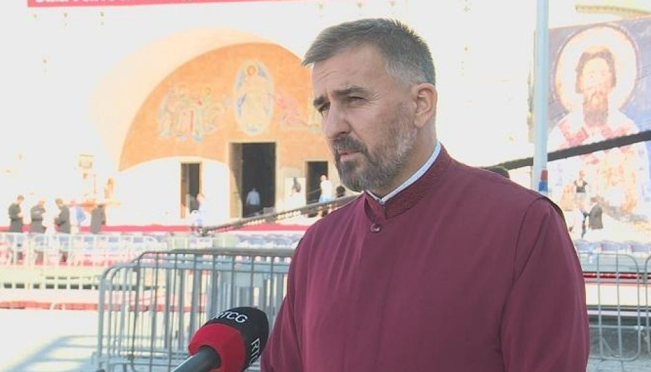PEJOVIĆ: Mitropolija ne razmišlja o izmiještanju ustoličenja