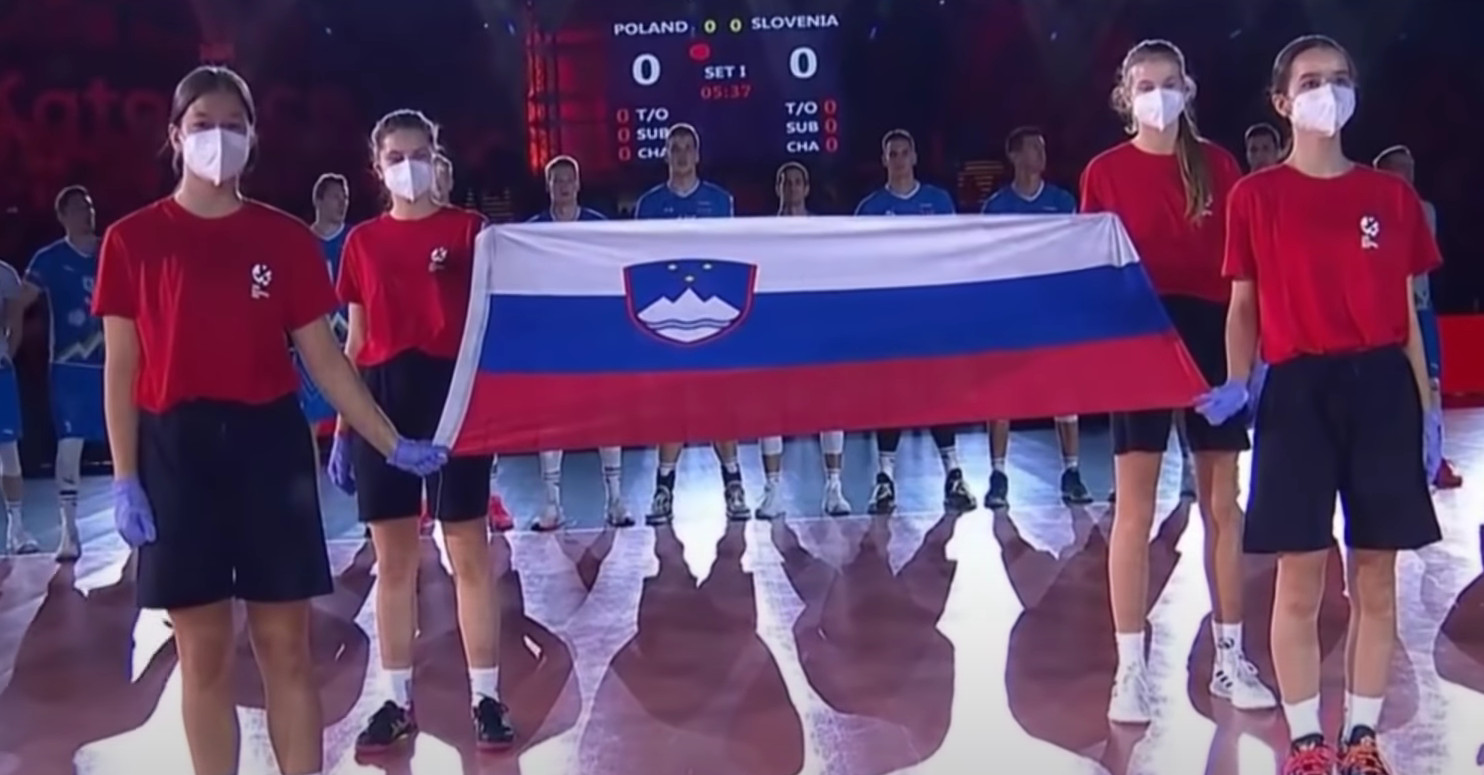 SRAMNO! Slovencima pustili "Bože pravde", odmah nastao totalni haos u dvorani! (VIDEO)