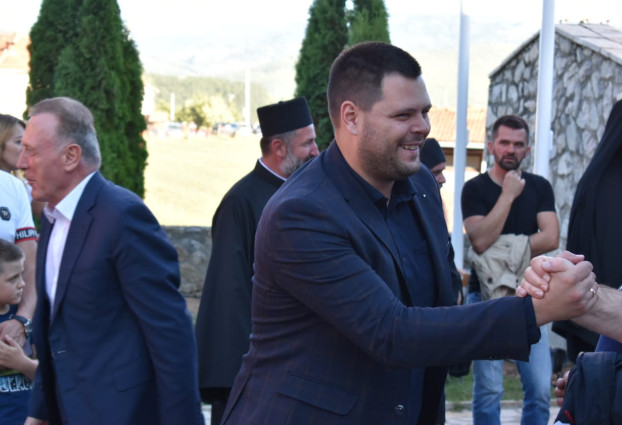 Kovačević: Grad Svetog Vasilija Ostroškog sa radošću dočekuje Vaskrs