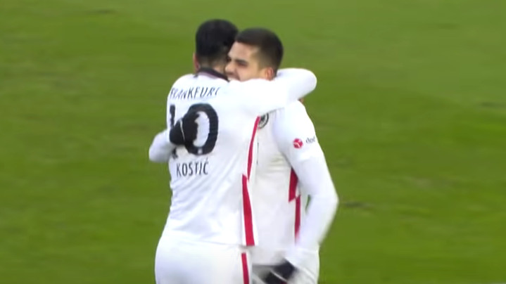 TRAGIČAR LJETNJEG PRELAZNOG ROKA Ajntraht prevario Kostića, nevoljno ostaje u klubu!