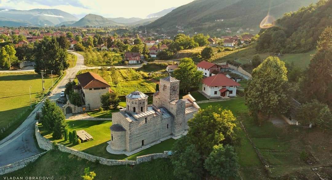SLAVIMO SVETOG VELIKOMUČENIKA NIKITU Svi vjernici bi trebalo da urade jedno na današnji dan