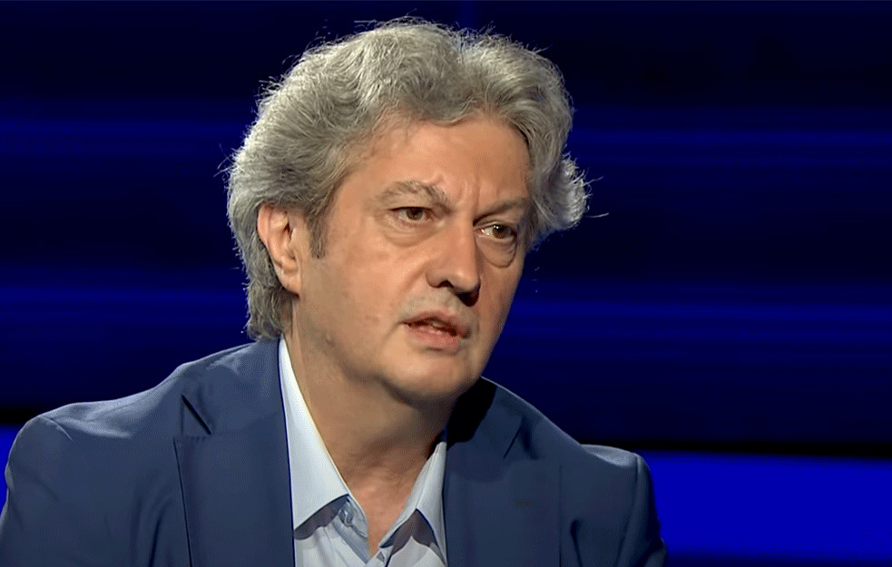 MILOMIR MARIĆ PONOVO IMA KORONU! Oglasila se njegova supruga i otkrila u kakvom je stanju!