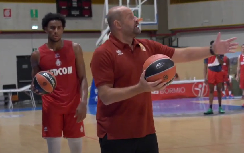 TRENER TUŽI BIVŠI KLUB Zvezdan Mitrović od Asvela traži više od milion eura