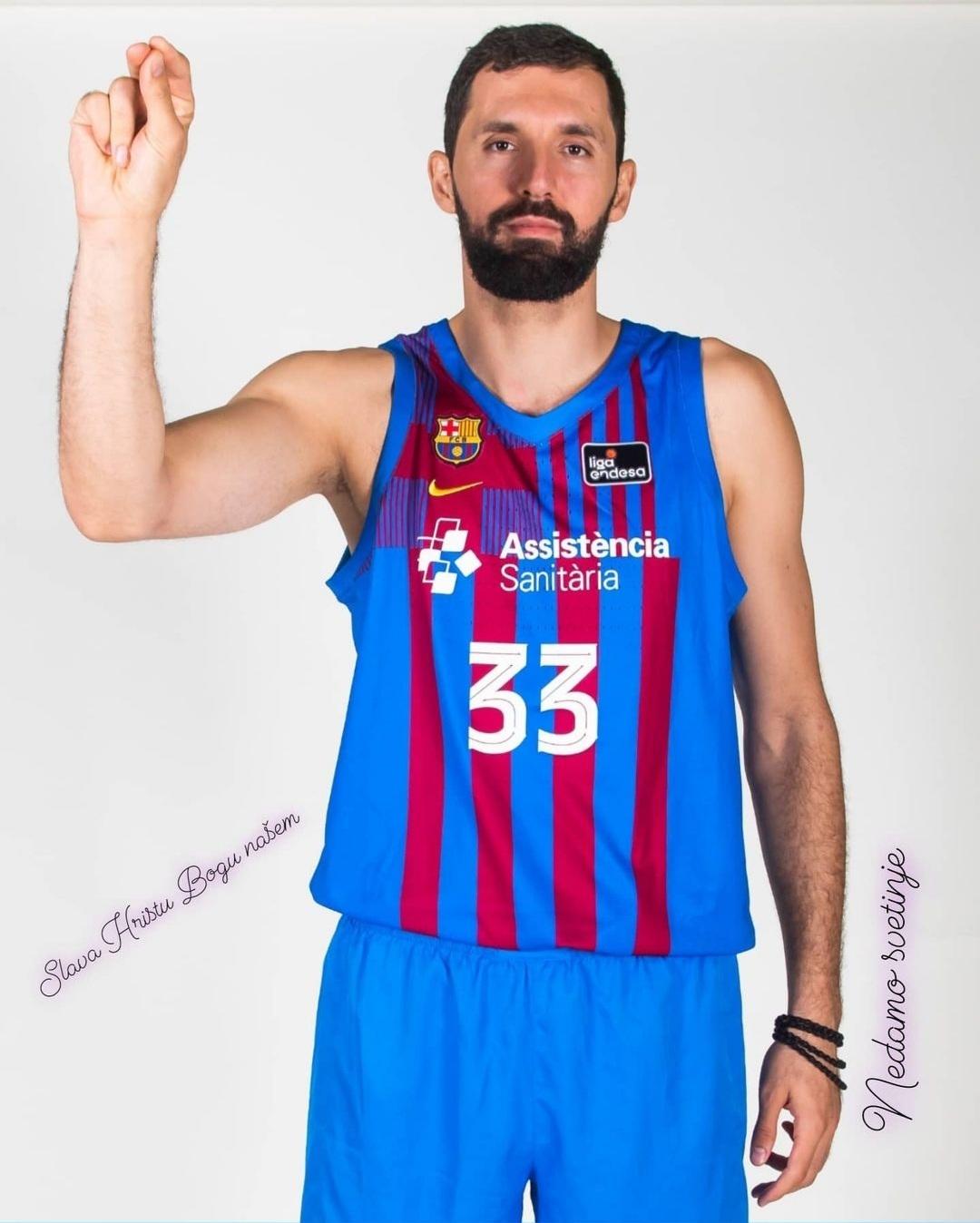 NIKOLA MIROTIĆ POSLAO PORUKU Ne damo svetinje!