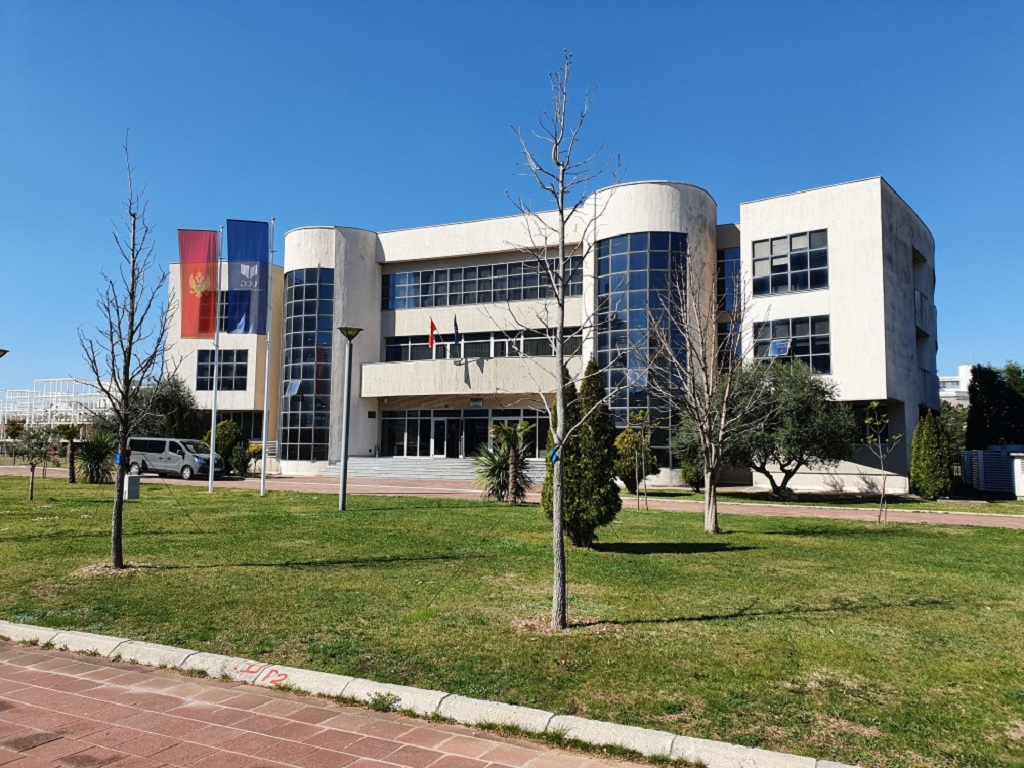 UCG: Produžen rok prijave i odbrane master radova