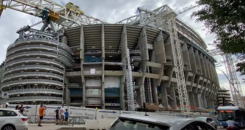 FUDBAL SE VRAĆA NA SANTJAGO BERNABEU Perez saopštio važne vijesti, sve je spremno za veliki povratak! (FOTO)