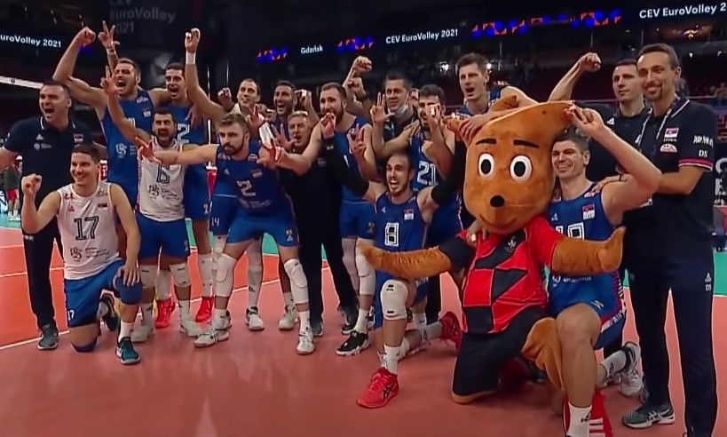 NOVA PREPREKA KA ODBRANI EVROPSKOG TRONA Srpski odbojkaši spremno dočekuju današnji meč sa Holanđanima