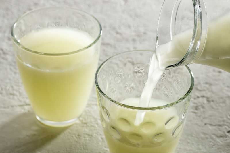 NARODNI LIJEK ZA MNOGE PROBLEME Surutka napitak pun vitamina