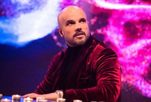 BOBAN RAJOVIĆ PONOVO ODUŠEVIO PUBLIKU: Najpoznatiji pjevač iz Berana pokazao je još jednom koliko je dobar čovjek i prijatelj i uradio nesvakidašnju stvar (VIDEO)