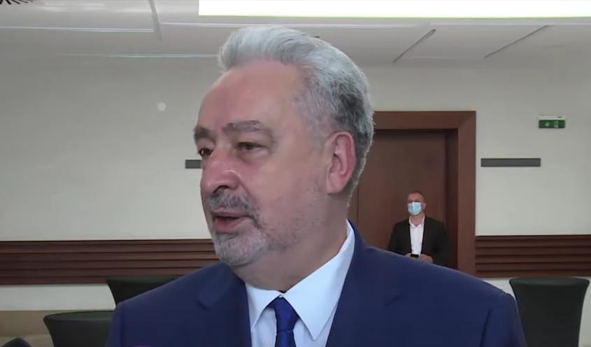 KRIVOKAPIĆU NEPOZNATA OSOBA UPALA U SOBU