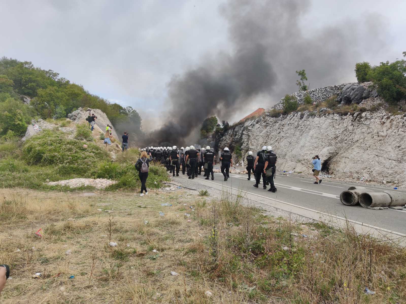 Pilot koji je odbio da preveze Joanikija i Porfirija na Cetinje i formalno vraćen na posao