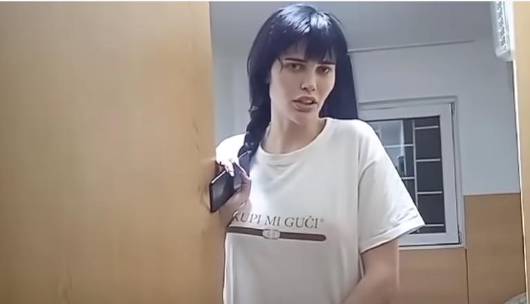 DENIZ DEJM U JEZIVOM STANJU U BOLNICI! Pogledajte stravičan snimak zadrugarke nakon kliničke smrti (VIDEO)