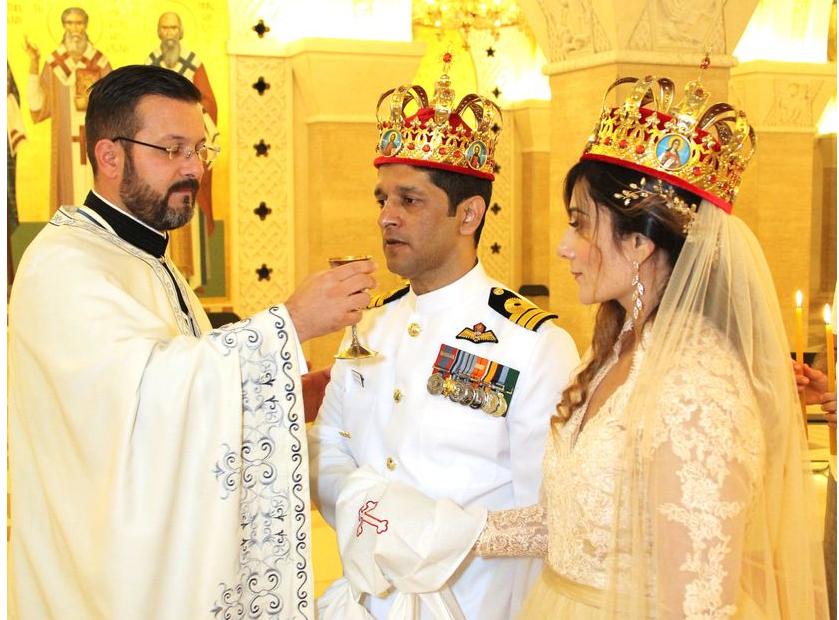 VJENČANJE KAKVO SRBIJA NE PAMTI: Indijac i Amerikanka došli iz dalekih zavičaja i odlučili da krunišu svoju ljubav u Hramu Svetog Save u Beogradu