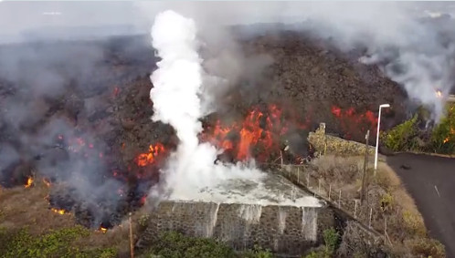ZONA KATASTROFE: Nakon erupcije vulkana u Španiji evakuisano na hiljade ljudi,nema podataka o povrijeđenima