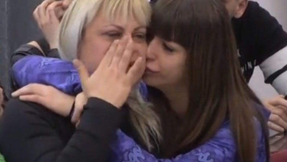 'HITNO DOĐI, OZBILJNO JE!' Miljana se gušila Zvezdanu na rukama! VANREDNO STANJE U ŠIMANOVCIMA!